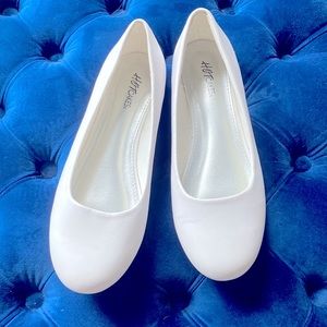 Hotcakes White flats